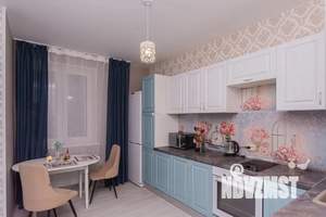 1-к квартира, посуточно, 42м2, 18/22 этаж