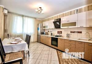 2-к квартира, посуточно, 75м2, 10/22 этаж
