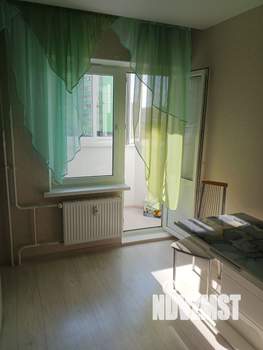 1-к квартира, посуточно, 35м2, 4/15 этаж