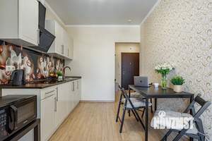1-к квартира, посуточно, 40м2, 24/28 этаж