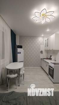 Студия квартира, на длительный срок, 30м2, 2/17 этаж