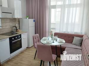 1-к квартира, посуточно, 40м2, 3/18 этаж