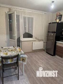 1-к квартира, посуточно, 40м2, 6/16 этаж