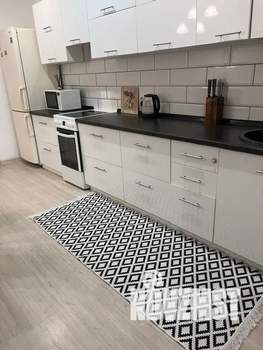 2-к квартира, посуточно, 65м2, 2/18 этаж