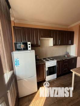 1-к квартира, посуточно, 40м2, 8/16 этаж