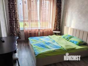 1-к квартира, посуточно, 37м2, 3/18 этаж