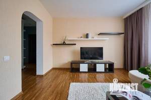 2-к квартира, посуточно, 66м2, 1/1 этаж