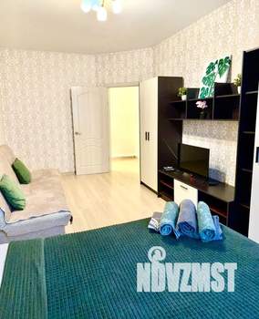 1-к квартира, посуточно, 42м2, 10/10 этаж