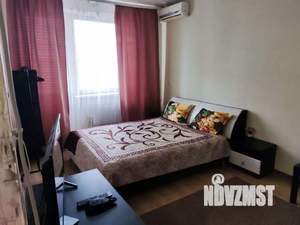 1-к квартира, посуточно, 50м2, 6/15 этаж