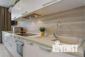 2-к квартира, посуточно, 60м2, 1/25 этаж