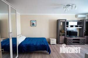 1-к квартира, посуточно, 40м2, 15/16 этаж