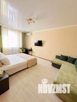 1-к квартира, посуточно, 38м2, 1/1 этаж