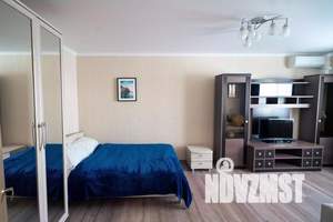 1-к квартира, посуточно, 40м2, 15/16 этаж