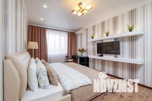 1-к квартира, посуточно, 40м2, 1/16 этаж