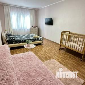 1-к квартира, на длительный срок, 42м2, 8/18 этаж