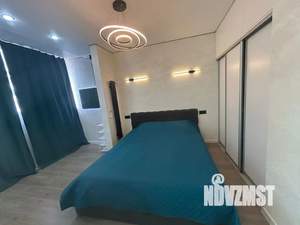 Студия квартира, посуточно, 40м2, 15/17 этаж