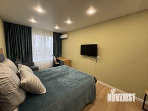 1-к квартира, посуточно, 40м2, 12/24 этаж