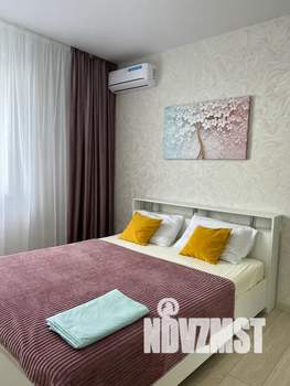 1-к квартира, посуточно, 37м2, 8/19 этаж