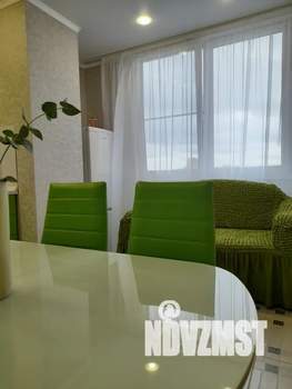 1-к квартира, посуточно, 36м2, 11/22 этаж