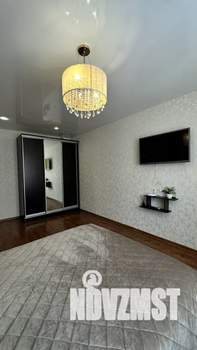 1-к квартира, посуточно, 38м2, 4/20 этаж