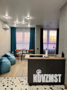 Студия квартира, посуточно, 30м2, 4/18 этаж
