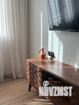 Студия квартира, посуточно, 45м2, 4/18 этаж