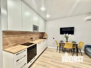 Студия квартира, посуточно, 35м2, 11/16 этаж