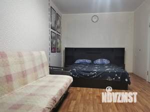 1-к квартира, посуточно, 35м2, 2/16 этаж