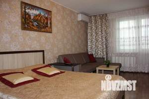 2-к квартира, посуточно, 40м2, 1/1 этаж