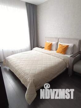 1-к квартира, посуточно, 40м2, 2/20 этаж