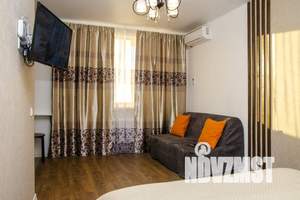 1-к квартира, посуточно, 44м2, 11/19 этаж