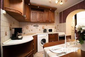 2-к квартира, посуточно, 55м2, 1/1 этаж