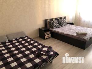 1-к квартира, посуточно, 40м2, 7/16 этаж
