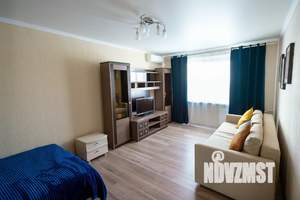 1-к квартира, посуточно, 40м2, 15/16 этаж