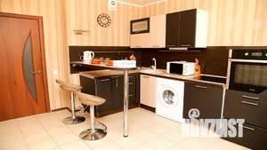 1-к квартира, посуточно, 45м2, 9/16 этаж