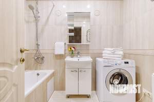 1-к квартира, посуточно, 42м2, 8/25 этаж