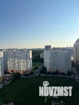 1-к квартира, посуточно, 38м2, 18/25 этаж