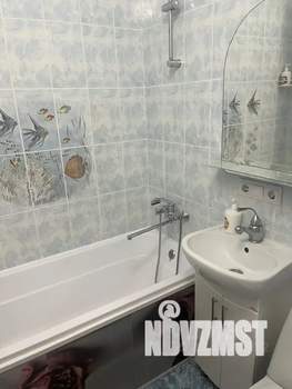 2-к квартира, посуточно, 42м2, 5/5 этаж