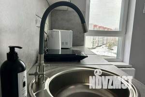1-к квартира, посуточно, 42м2, 3/3 этаж