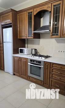 2-к квартира, посуточно, 84м2, 3/7 этаж