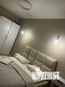 Студия квартира, посуточно, 70м2, 3/24 этаж