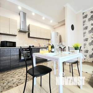 Студия квартира, посуточно, 35м2, 11/16 этаж