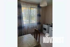 1-к квартира, посуточно, 38м2, 1/16 этаж