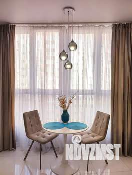 Студия квартира, посуточно, 25м2, 12/17 этаж