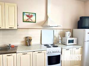 1-к квартира, посуточно, 51м2, 1/1 этаж