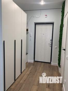 Студия квартира, посуточно, 29м2, 10/18 этаж