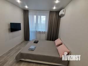 1-к квартира, посуточно, 35м2, 4/16 этаж