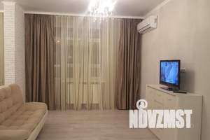 1-к квартира, посуточно, 47м2, 3/18 этаж