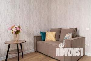 1-к квартира, посуточно, 45м2, 3/3 этаж