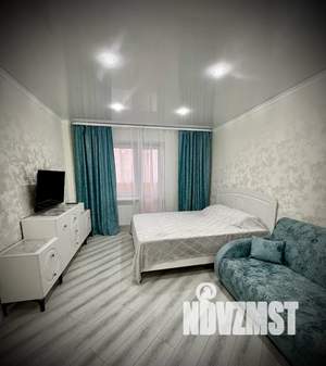 1-к квартира, посуточно, 38м2, 3/16 этаж